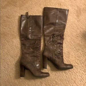 Brown taupe boots in genuine distressed leather